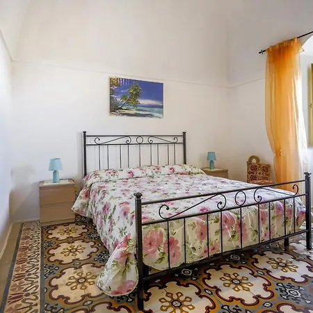La Casa Di Pietra Location Rosy Monopoli